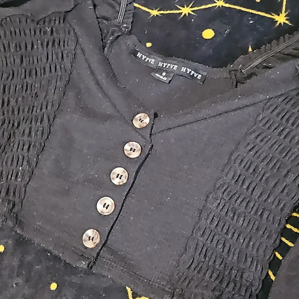 Cropped Button Sweater - Picture 2 of 3